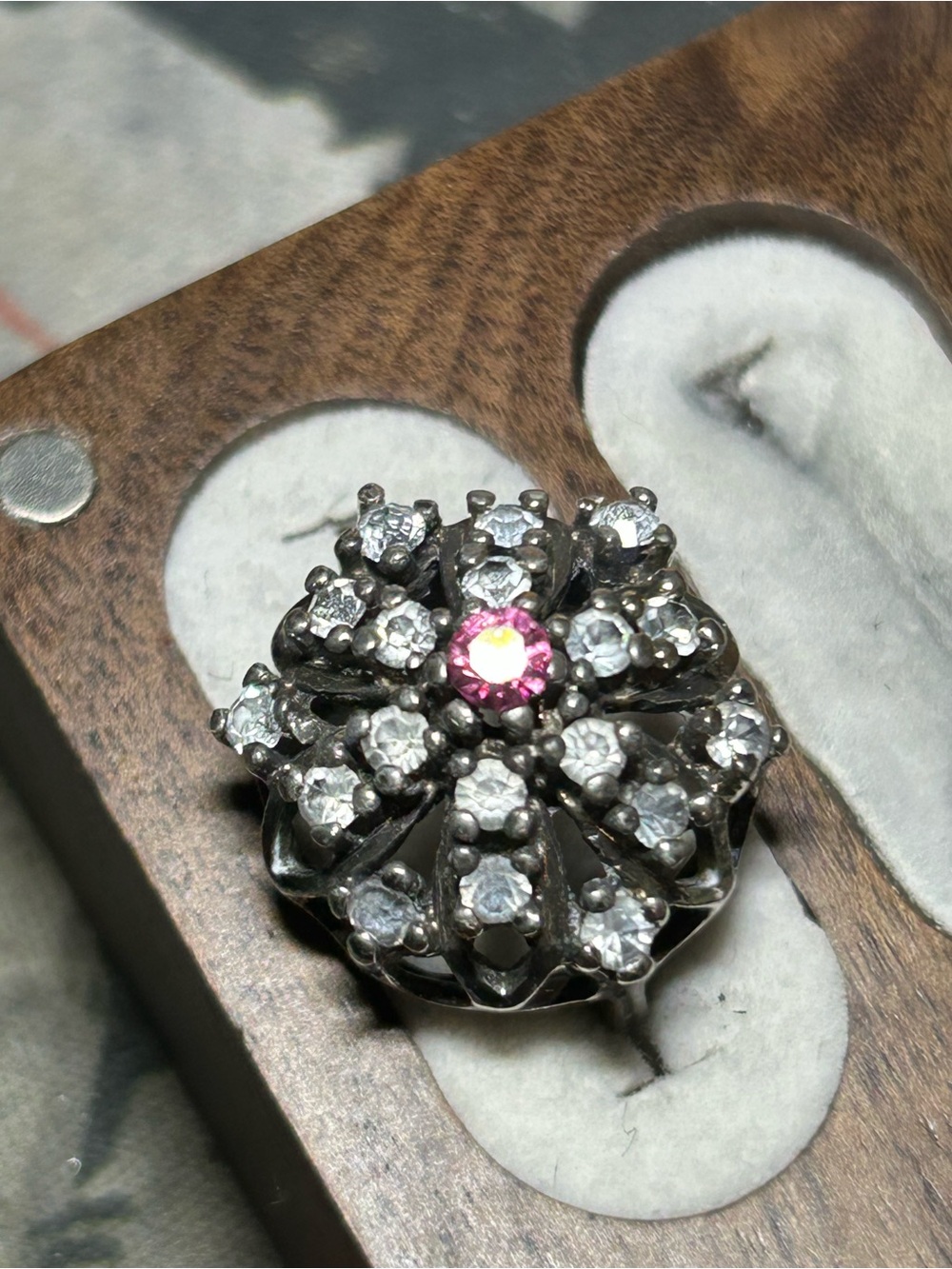 Vintage fine crystal 1950s on sterling silver ring